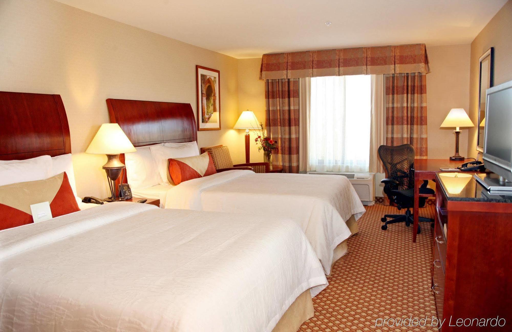 Hilton Garden Inn San Diego Del Mar Phòng bức ảnh