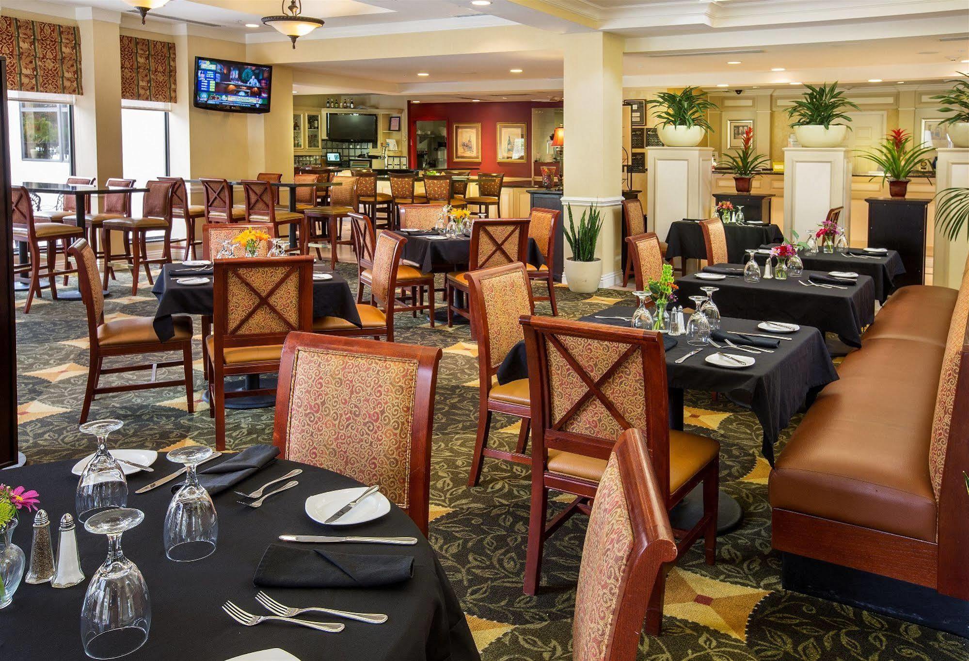 Hilton Garden Inn San Diego Del Mar Ngoại thất bức ảnh